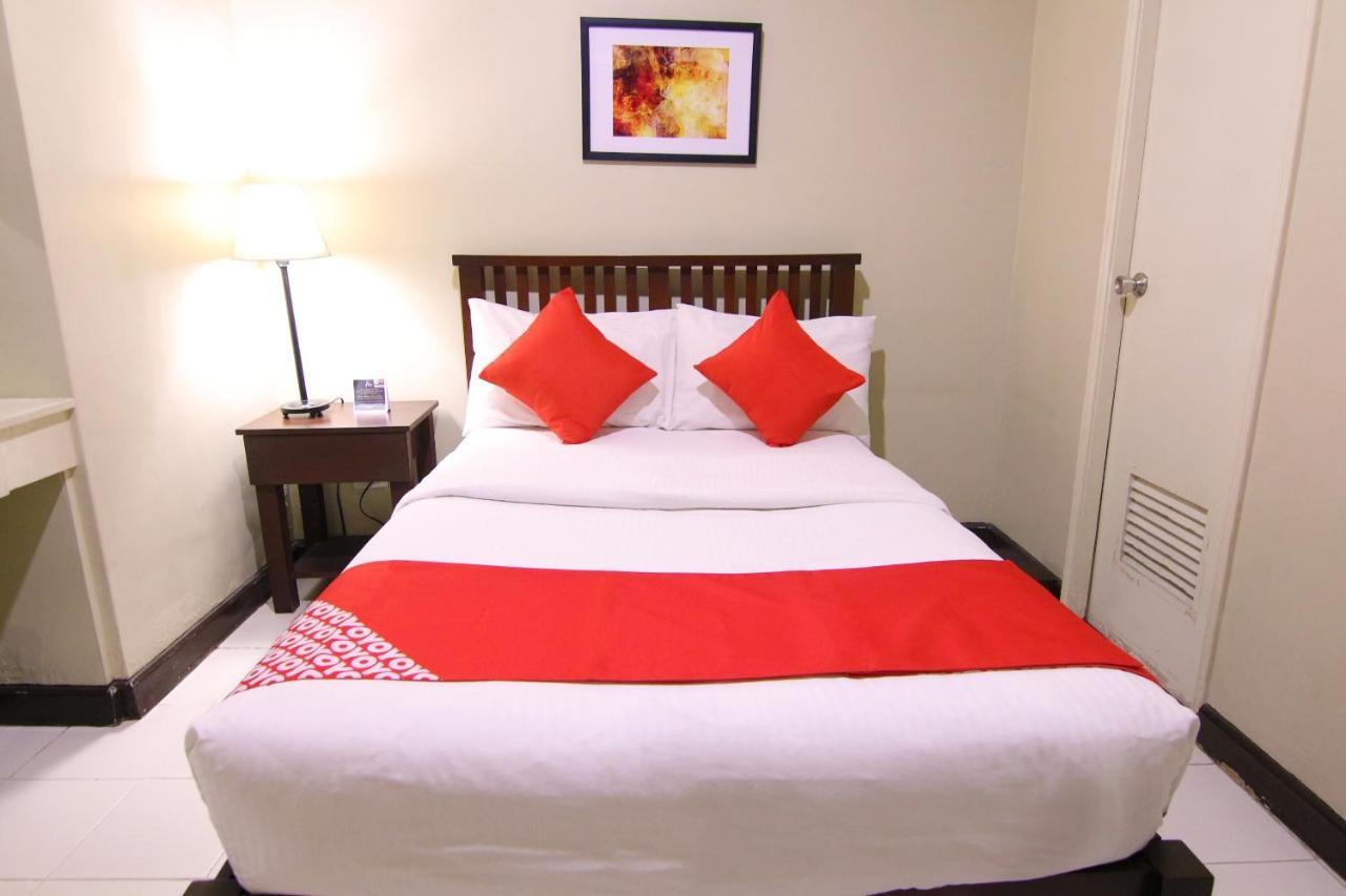 Oyo 103 Artina Suites Hotel San Pedro Makati Eksteriør billede