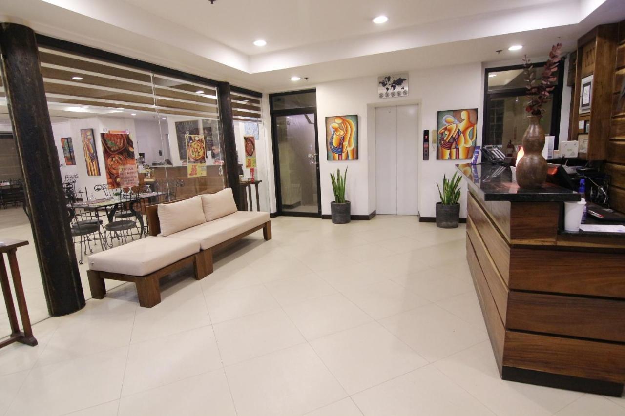 Oyo 103 Artina Suites Hotel San Pedro Makati Eksteriør billede