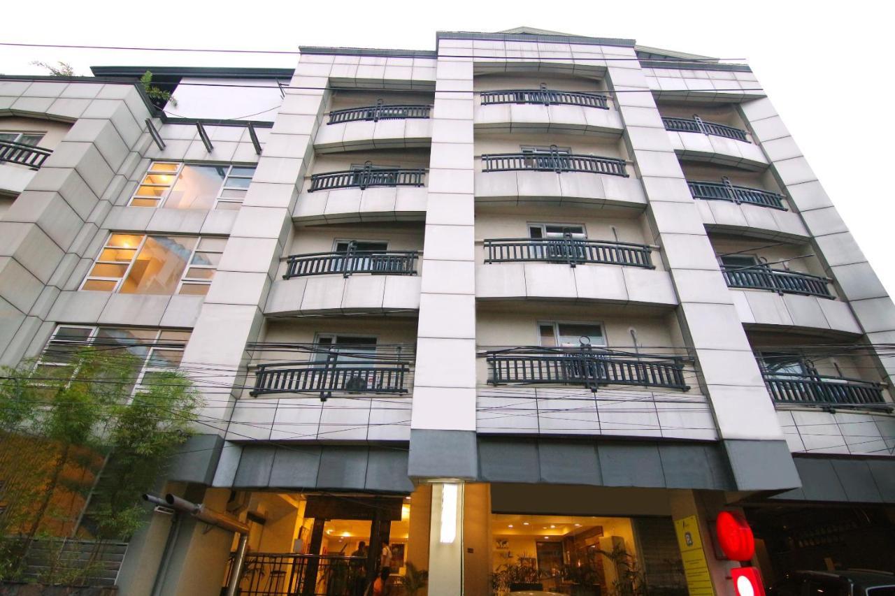 Oyo 103 Artina Suites Hotel San Pedro Makati Eksteriør billede