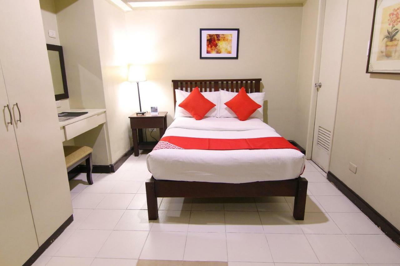 Oyo 103 Artina Suites Hotel San Pedro Makati Eksteriør billede