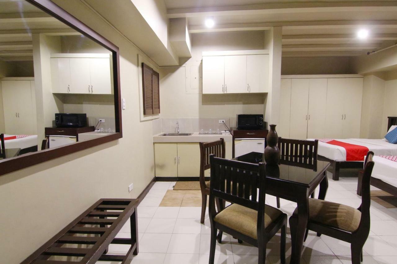Oyo 103 Artina Suites Hotel San Pedro Makati Eksteriør billede