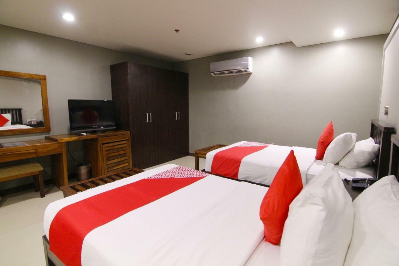 Oyo 103 Artina Suites Hotel San Pedro Makati Eksteriør billede