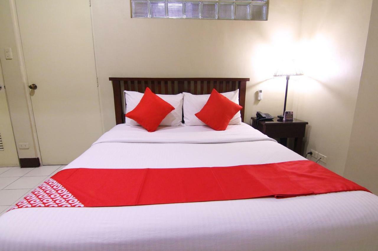 Oyo 103 Artina Suites Hotel San Pedro Makati Eksteriør billede