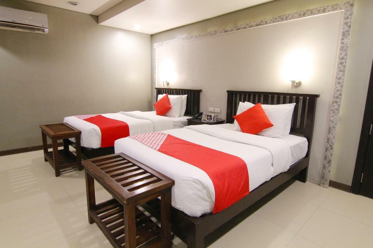 Oyo 103 Artina Suites Hotel San Pedro Makati Eksteriør billede